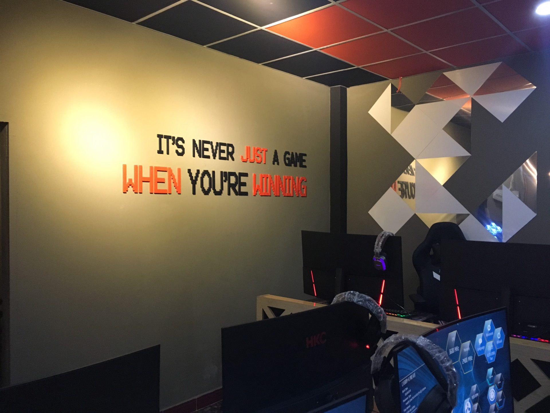 d7b8fbf077cd8e93d7dc - công ty quảng cáo nguyễn hồ