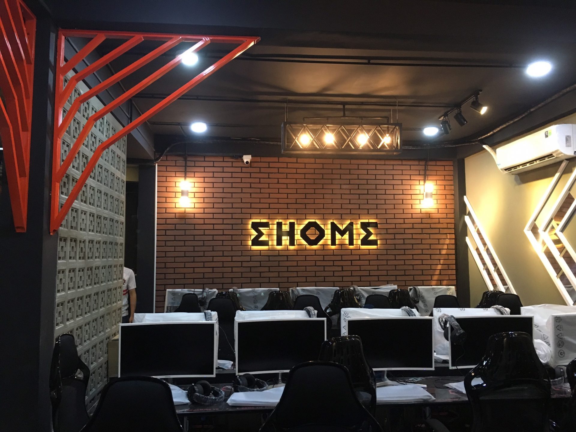 e7ac7e28f3150a4b5304 - công ty quảng cáo nguyễn hồ