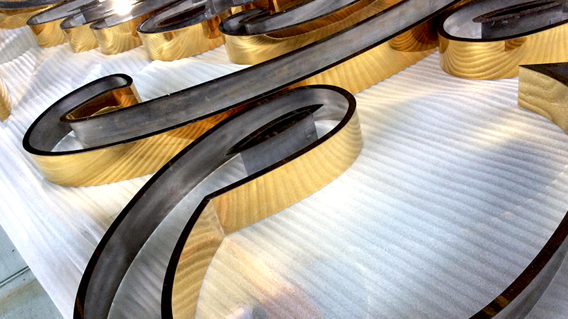 chu noi inox long vien 2 - công ty quảng cáo nguyễn hồ