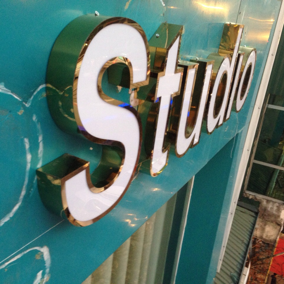 chữ inox 2 lồng led sáng - công ty quảng cáo nguyễn hồ