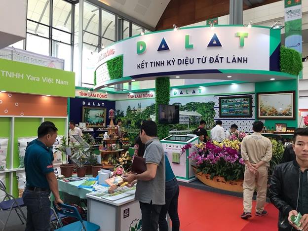 Bi quyet thiet ke gian hang trien lam dep va an tuong 01 - công ty quảng cáo nguyễn hồ